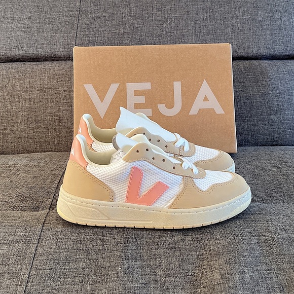 Veja Shoes - Veja V-10 Alveomesh White Bellini Almond